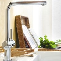 Смеситель кухонный Grohe Minta 31375000